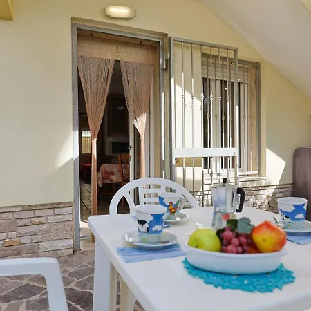 Holiday home Casa Laura 4 A 20 Mt Dalla Di *